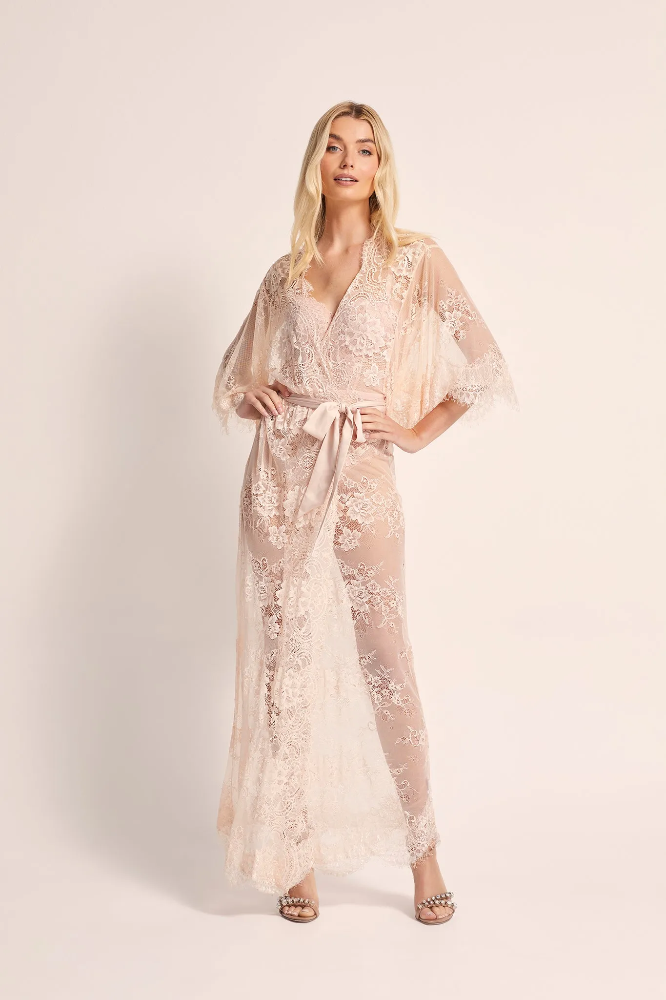 Kassiah Blush Lace Robe