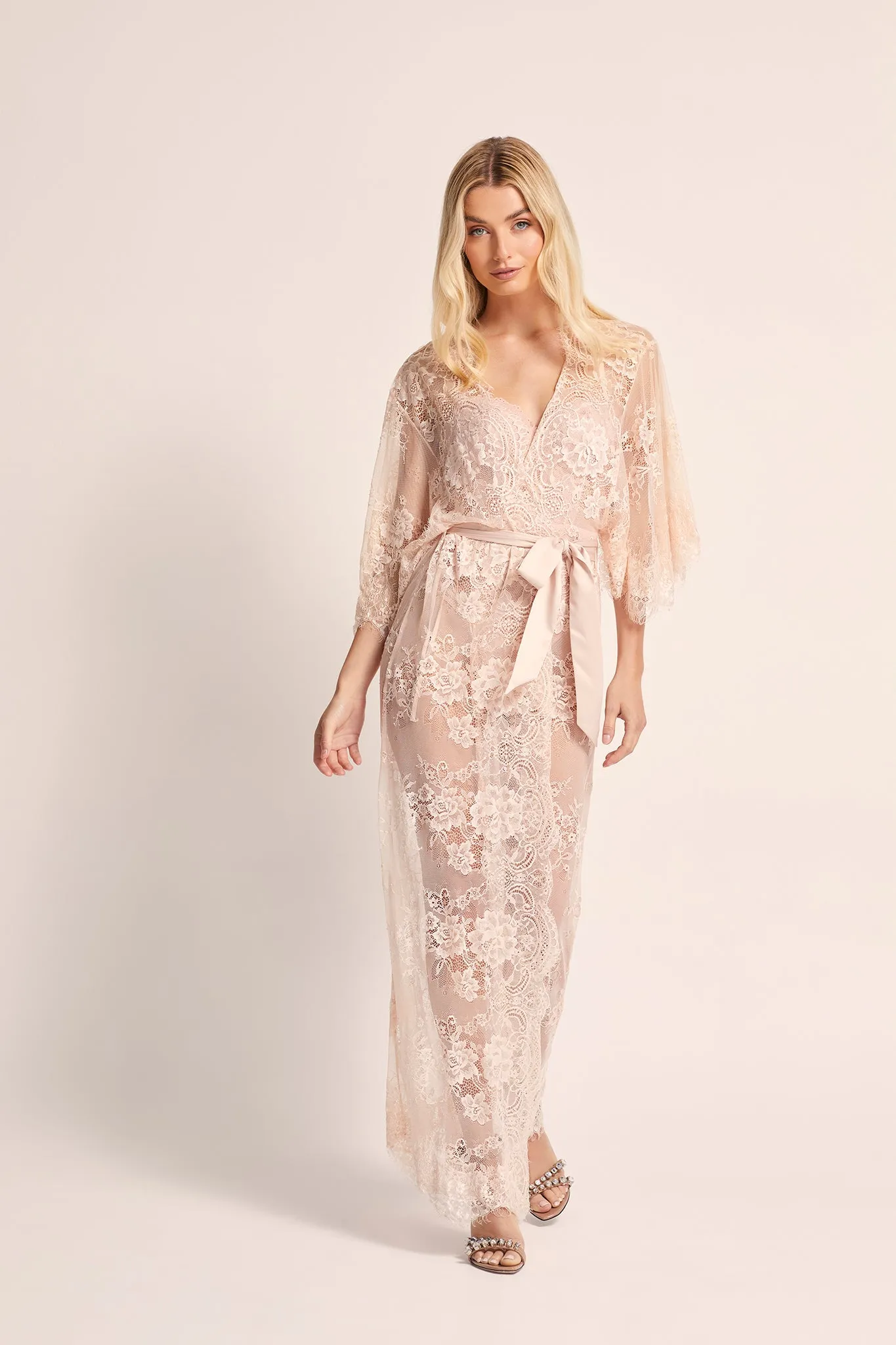 Kassiah Blush Lace Robe