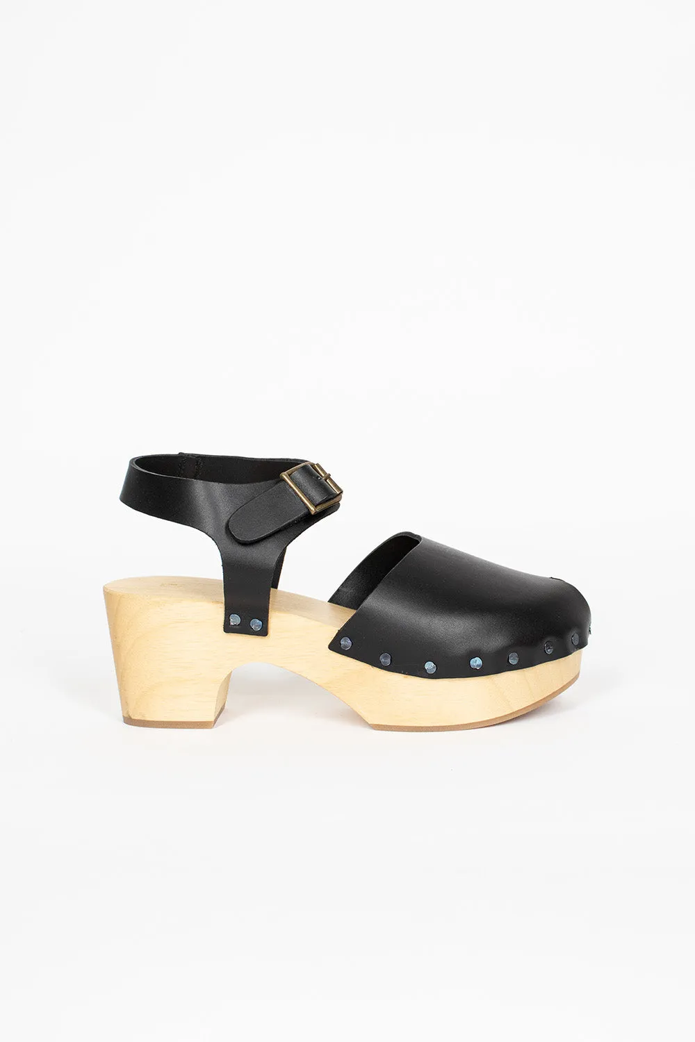 Leather Clogs Black