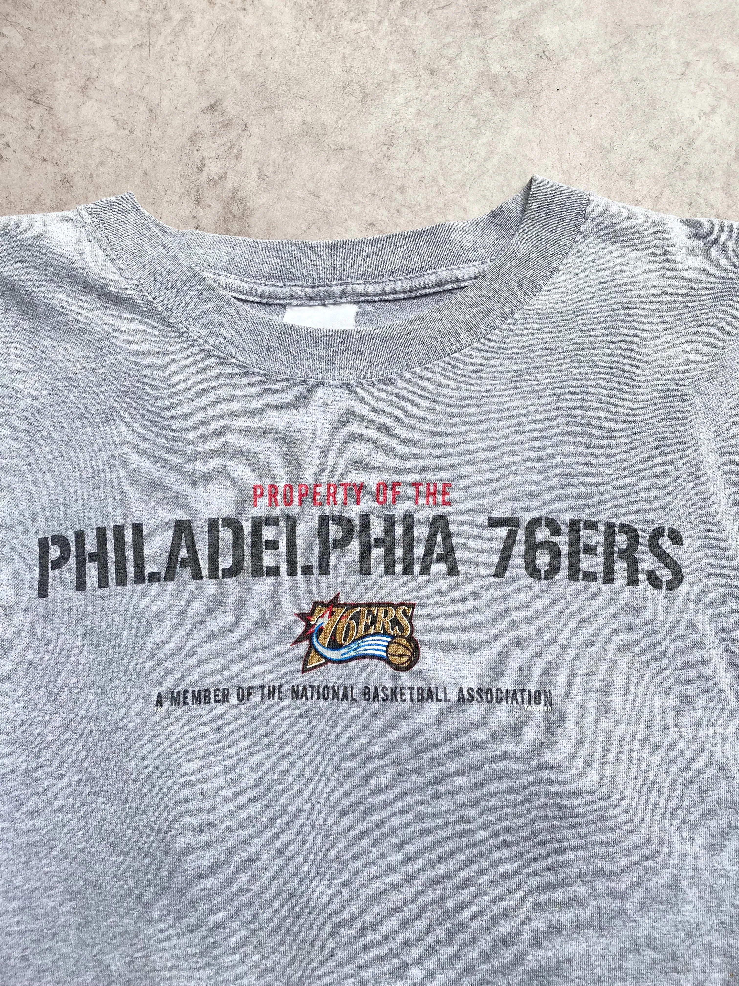 Vintage Philadelphia 76ers Tee (XL)