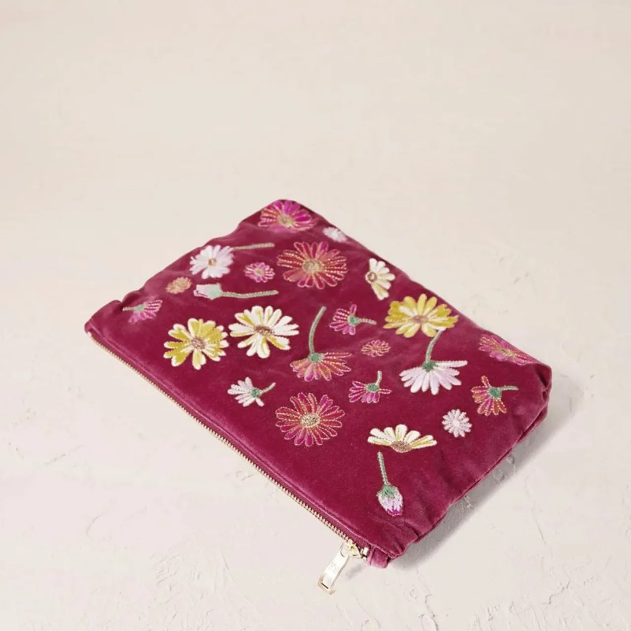 Wildflower Dry Rose Everyday Pouch